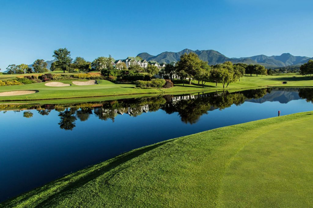Location is everything, and Fancourt is situated in George, the de facto capital of the Garden Route. The Garden Route, which is defined by its white sand beaches, mystical forests, winding rivers and countless lakes, has embraced Slow Living.