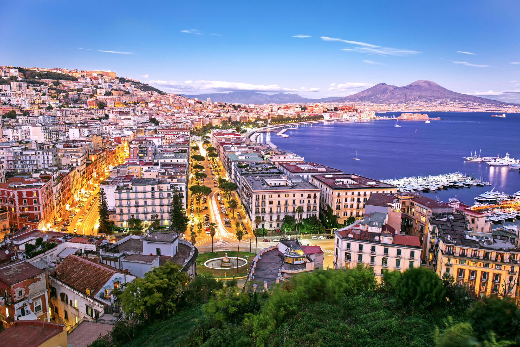 Cities develop over time – sometimes around their strategic location, other times by need. Some grow haphazardly, some in a structured, planned way, while others manage to maintain their original identity, defying the sprawling development that is inevitable as cities develop. Here are a few golden oldies worthy of everyone’s bucket list.