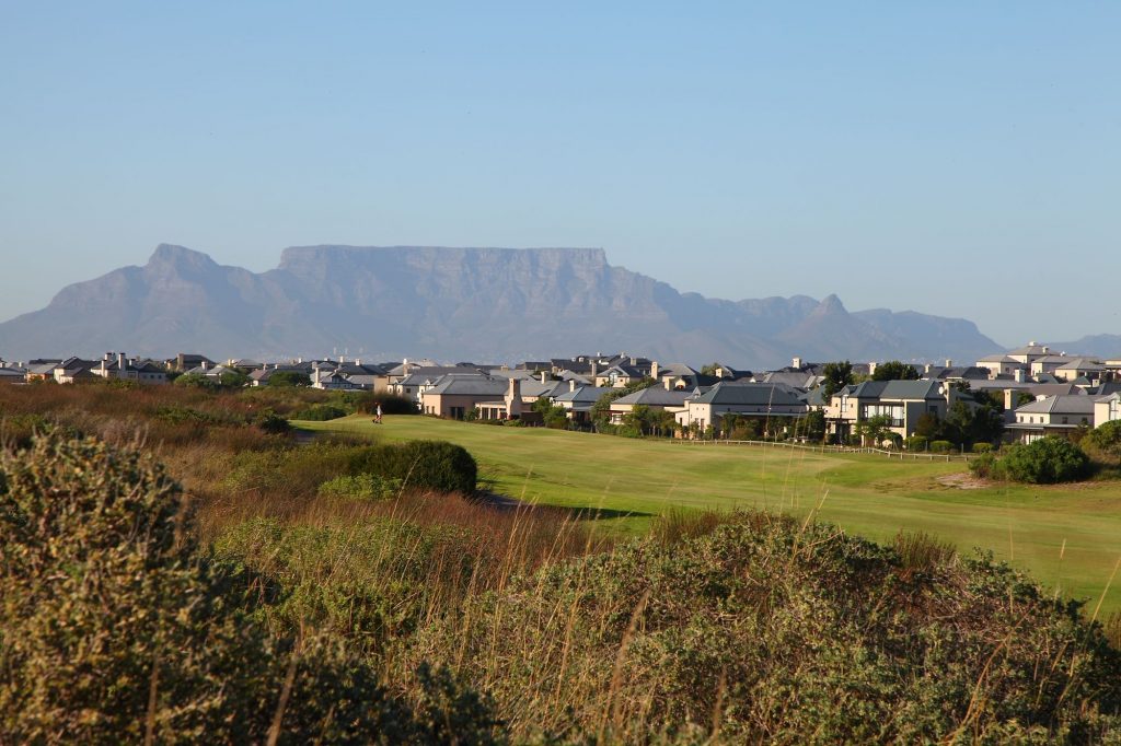 Situated amidst fynbos-covered dunes and set against the backdrop of  Table Mountain lies Atlantic Beach Estate. A family-oriented community with more than 850 homes, this sprawling estate offers residents a lifestyle that combines outdoor living with a secure environment professionally run by the Atlantic Beach Homeowners’ Association. 