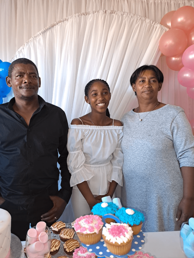 Kallie, his daughter Kaitlin, 15, and wife Valencia