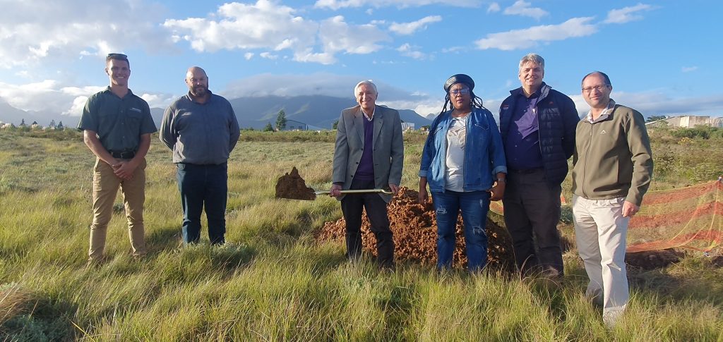 Countering crisis through good governance The Southern Cape capital of George is one of the country’s top semigration destinations, not least because of its well-run local government.