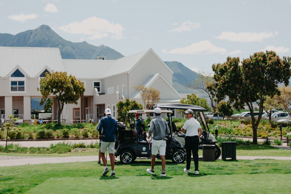 GOLF @ KINGSWOOD