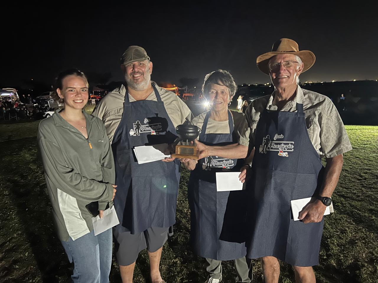 Potjie winners: The Plaasjapies winning team with ‘cheerleader’ Megan Joubert, and pot masters Jean, Joyce and Jannie Joubert.