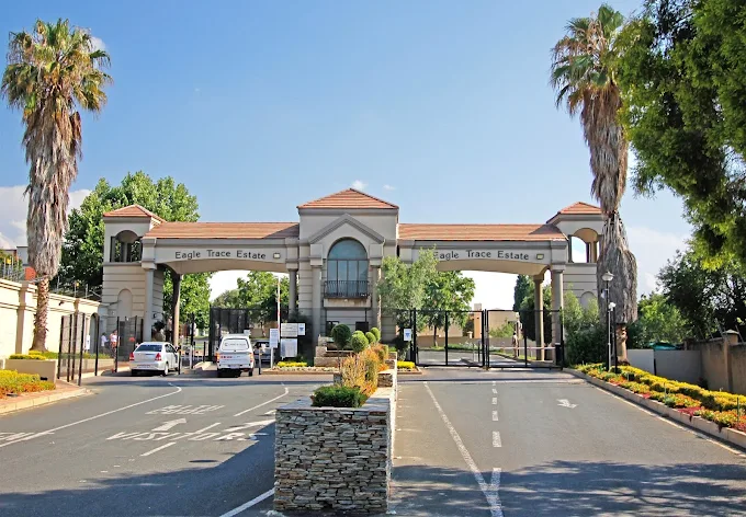 Eagle Trace Estate